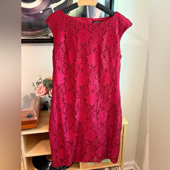 Kasper Red Floral Lace Sheath Dress Medium Cap Sleeve 35” Lined Cocktail - Picture 6 of 6